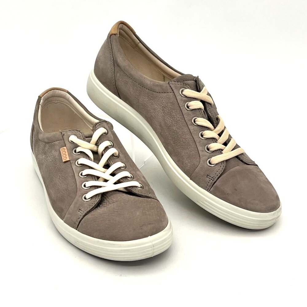 Ecco Soft Nubuck Leather Casual Sneakers Shoes Womens 9 Warm Grey Extra Width
